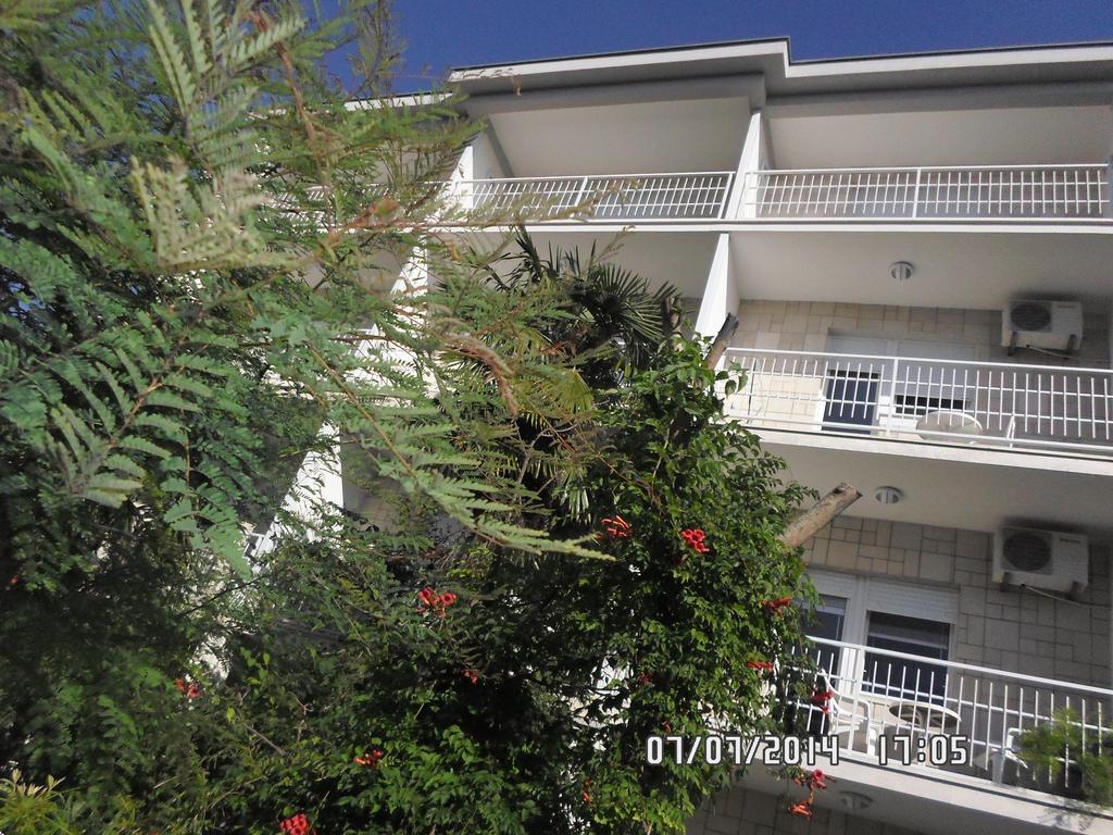 Apartment House Danica &